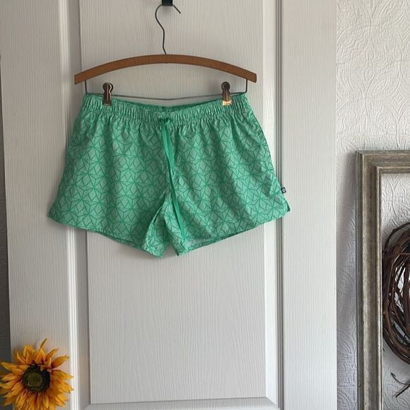 Lauren James Women's Nylon Printed River Shorts Size (M) Medium - Like New - Picture 2 of 5